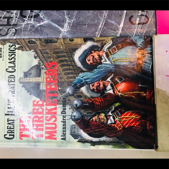 🎁Set of 4 hardcover books - Picture 2 of 10